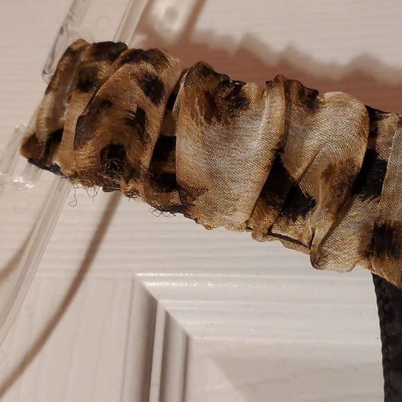 Bonnie Jean Girls Leopard Dress with pink flower & brown bow - Picture 5 of 5